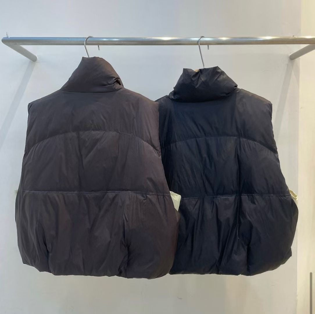 Eyeful Vest Down Jacket (90% Duck Down)