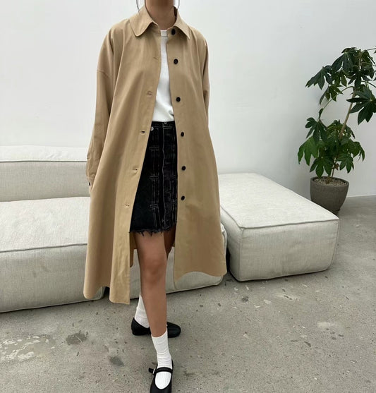 TRENCH COAT WITH ELASTIC BACK SHIELD **PRE-ORDER